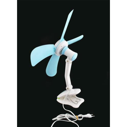 DO3 anglický ventilátor s lopatkou o průměru 45 cm a sponou