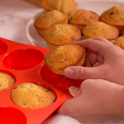 TG56209 silikonová forma na muffiny a koláčky, plech na pečení, 12 ks