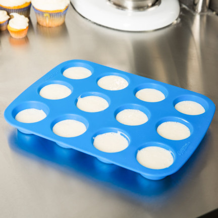 TG56209 silikonová forma na muffiny a koláčky, plech na pečení, 12 ks