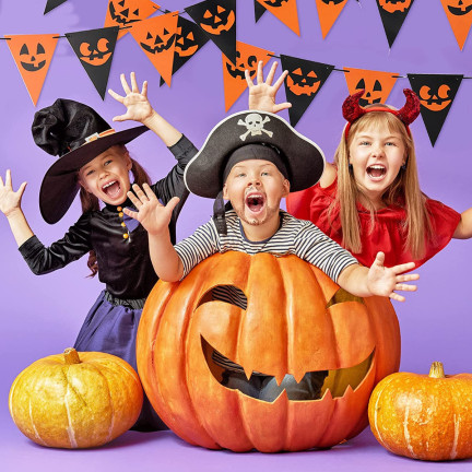 Halloweenská girlanda s balónky, papírová, směs barev, s dýněmi, přívěsky, 3 m
