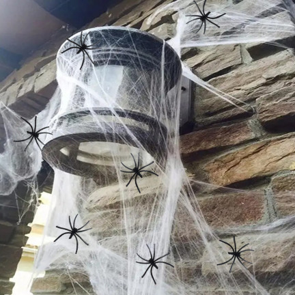Umělá pavučina s pavouky, bílá, halloweenská dekorace, 22 g, 2 pavouci.
