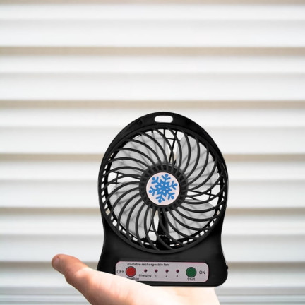 Ventilátor, stolní ventilátor, přenosný ventilátor, cestovní ventilátor, černý