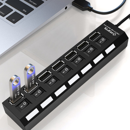USB rozbočovač 2.0, s 7 porty, samostatné vypínače