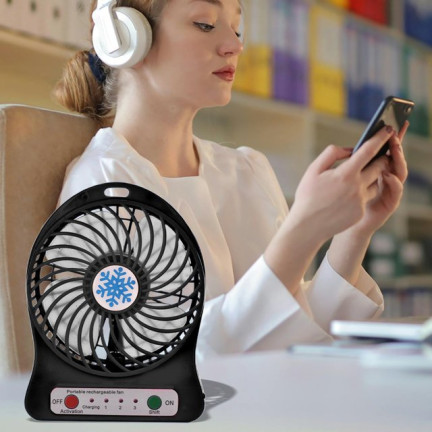 Ventilátor, stolní ventilátor, přenosný ventilátor, cestovní ventilátor, černý