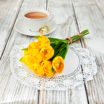 CV31227-3 kytice tulipánů, umělé tulipány, aranžmá do vázy
