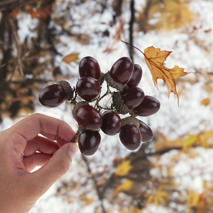 CV33939 umělé žaludy, dekorativní větvička do aranžmá, vypadá jako živá