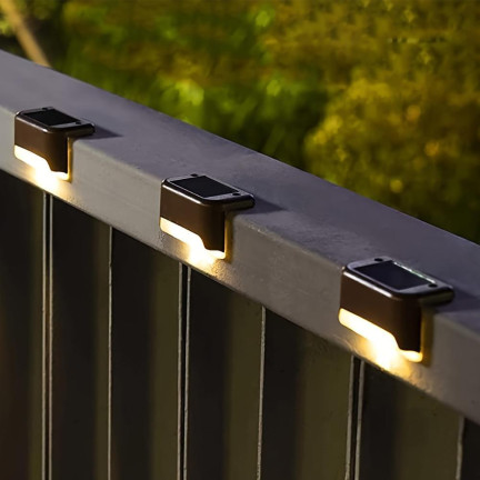 TG77660 solární svítidla, 4 ks, solární zahradní LED svítidla na schody, terasu, plot, se senzorem soumraku
