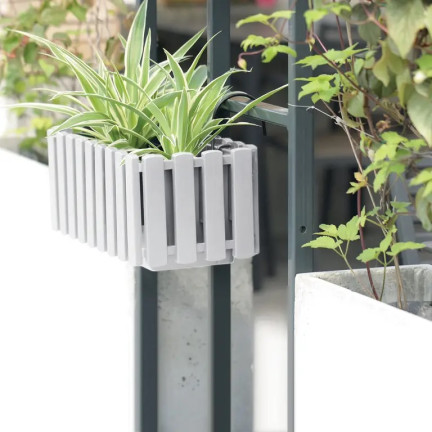 DDEF400W-S449 balkonový květináč, vhodný na balkon, zábradlí, terasu, bílý