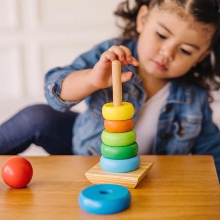 TG50038 pyramidka, montessori třídič, věž, dřevěné kostky