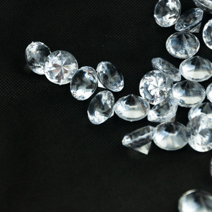TG55062 diamantové kamínky, krystaly, dekorativní konfety, průhledné diamanty