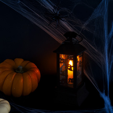 LED svícen, černý, s motivem duchů, halloweenská dekorace, napodobuje plamen, výška 20 cm