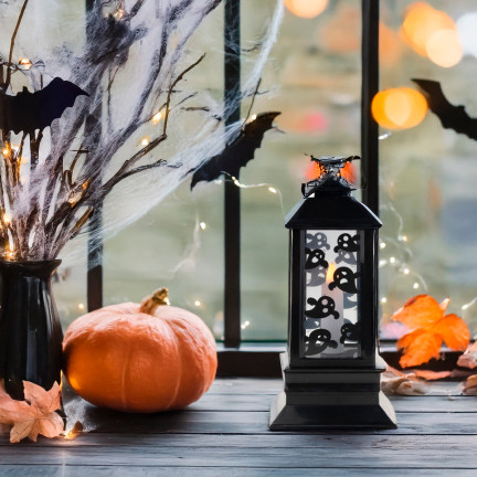 LED svícen, černý, s motivem duchů, halloweenská dekorace, napodobuje plamen, výška 20 cm