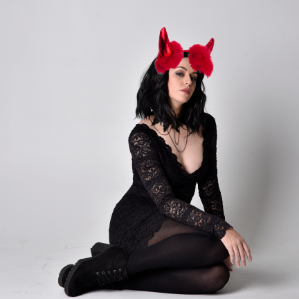 TG84488 čelenka s rohy na Halloween s kožešinou, červená