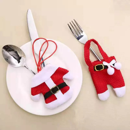 Pouzdro na příbory, vánoční obal, stolní dekorace, obleček pro Santa Clause, červené, sada 6 ks.